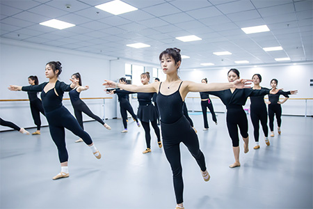 社團(tuán)活動(dòng)